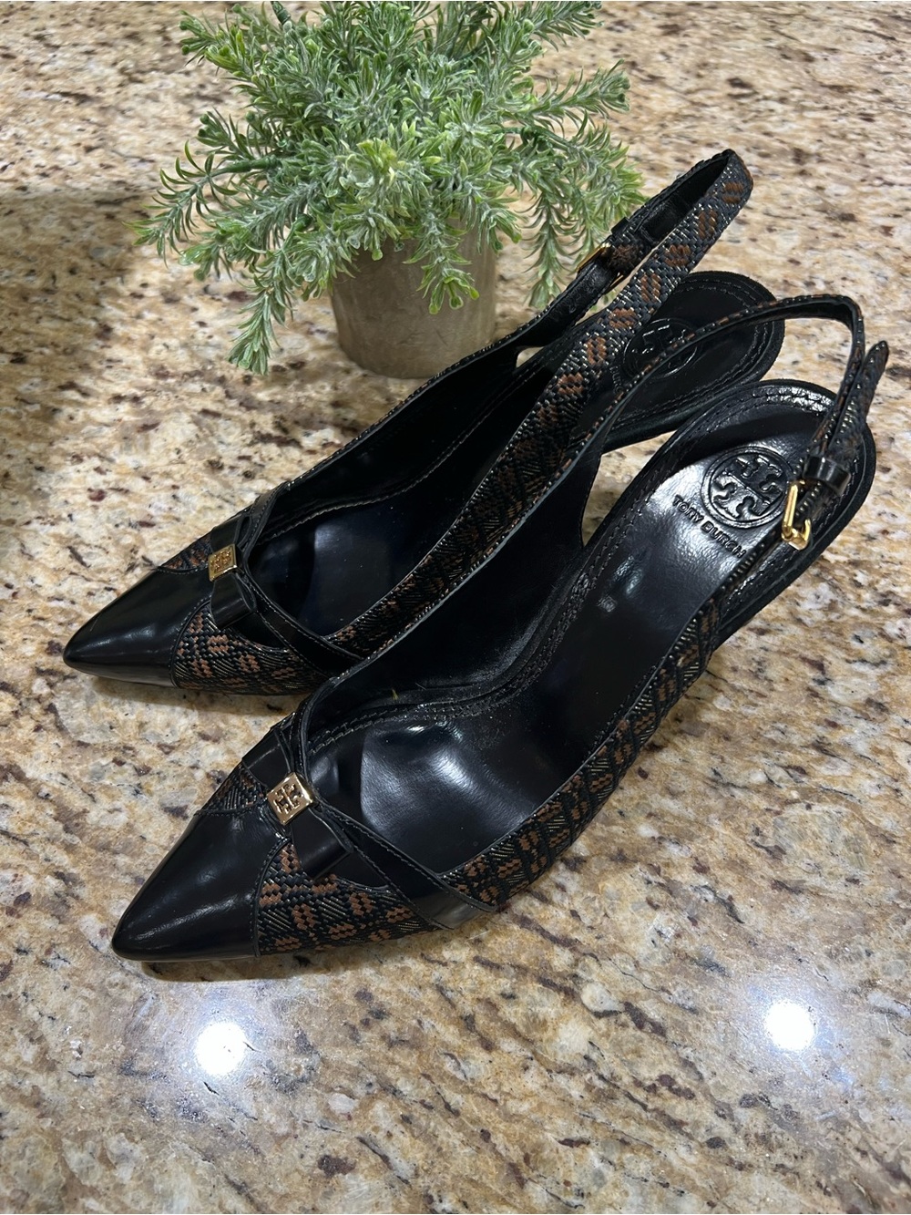 Tory Burch Black & Brown Pointed-Toe Slingback Pumps w/Gold Metallic Detail 10M
